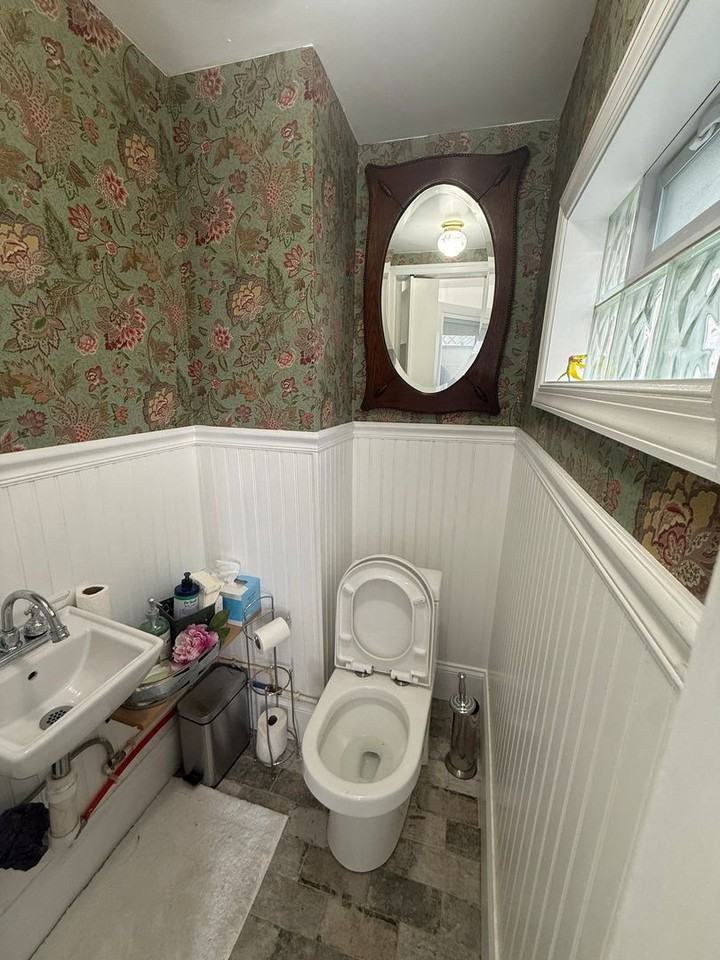 2013 Fleet St - Photo 6 of 32