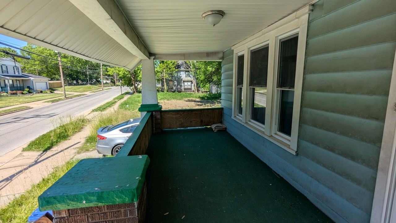 443 W Thornton St - Photo 5 of 45