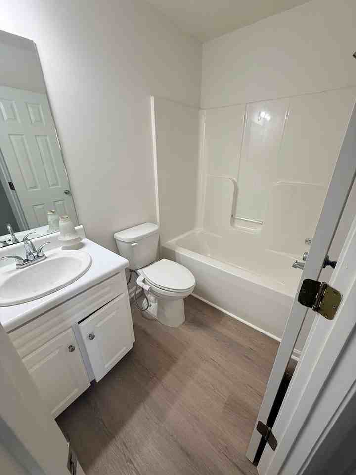 15971 Stone Ridge Pkwy - Photo 6 of 11