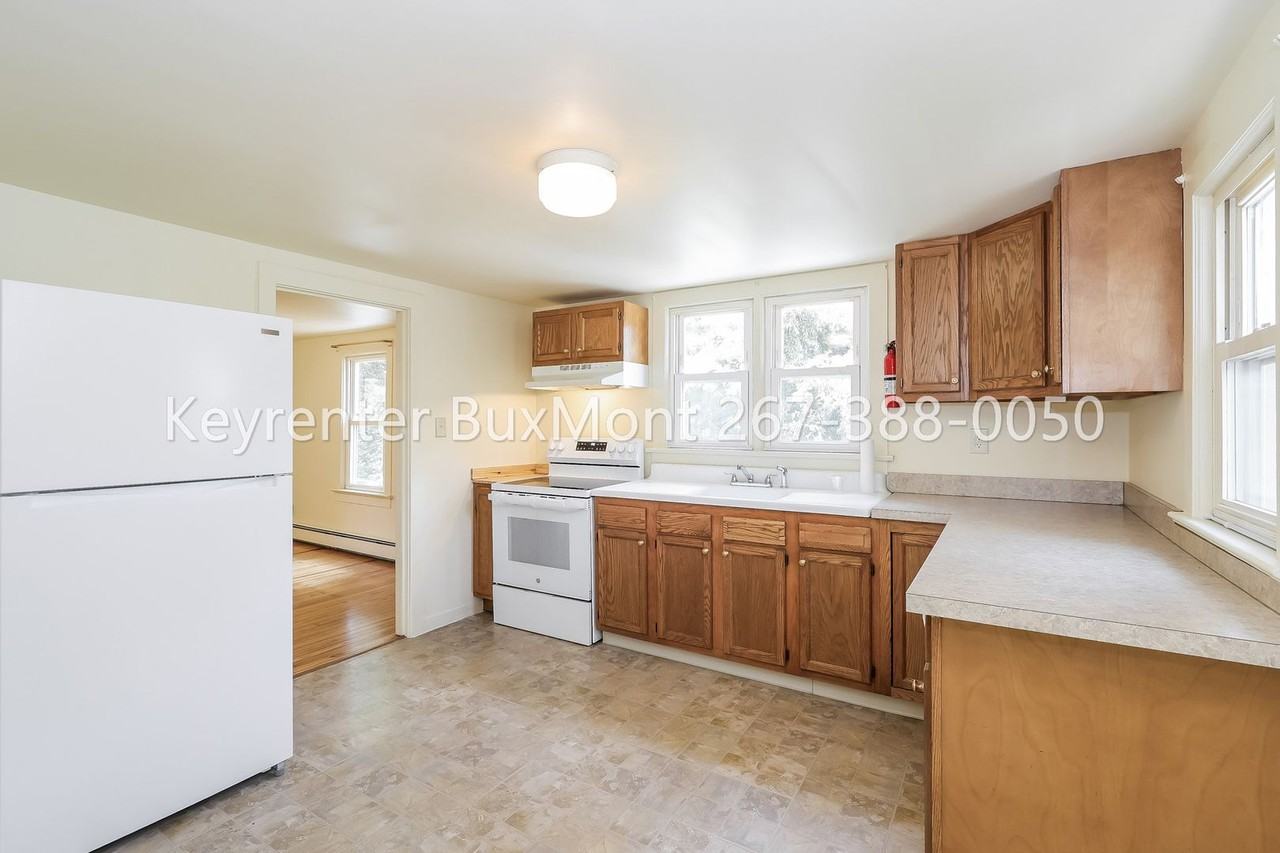73 Headquarters Rd - Photo 2 of 18