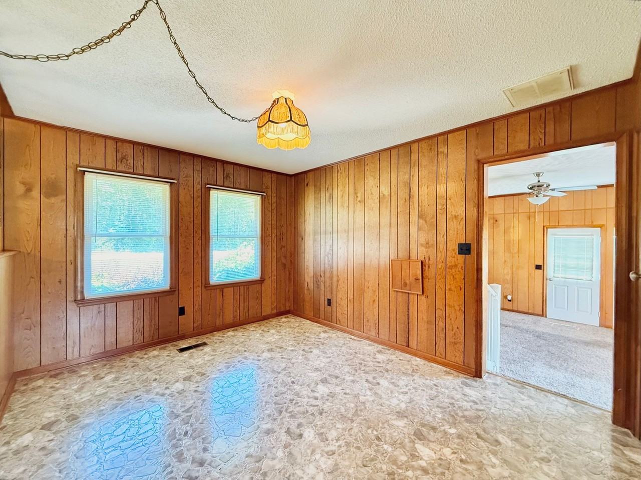 2863 Low Ground Rd - Photo 4 of 17