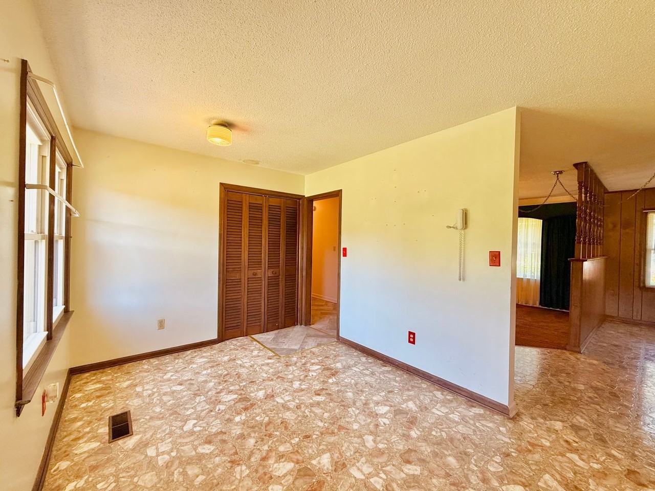 2863 Low Ground Rd - Photo 7 of 17