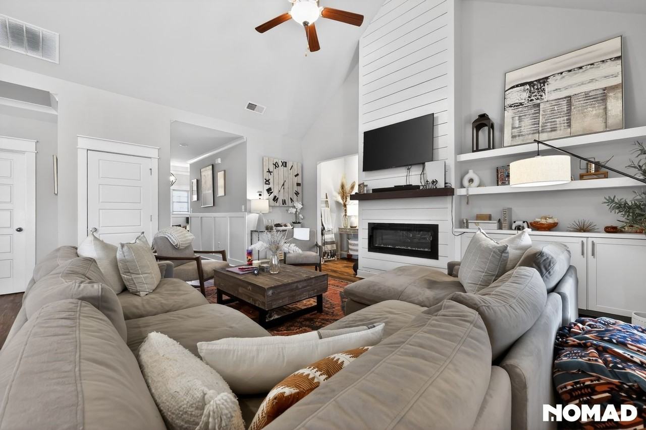 307 Tivoli Ct - Photo 3 of 26