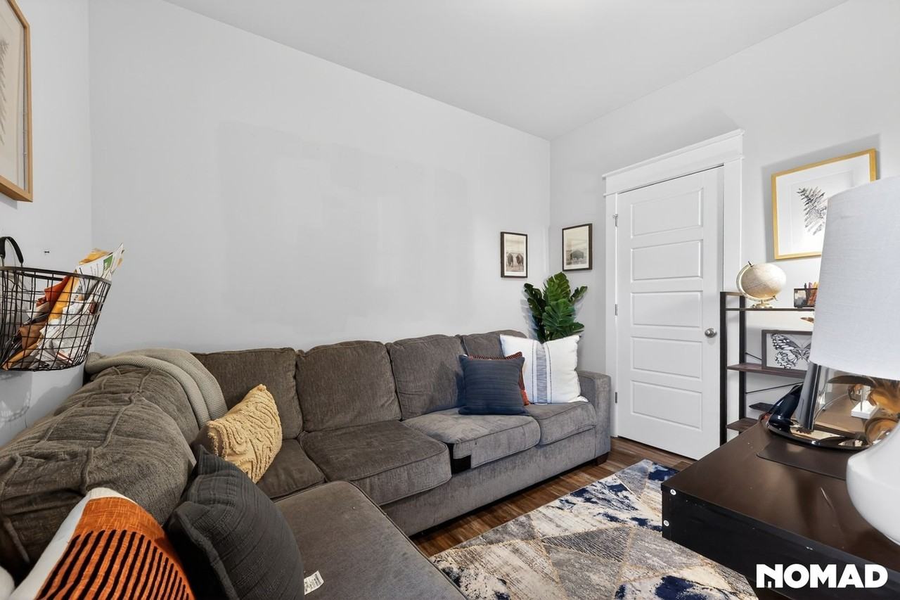 307 Tivoli Ct - Photo 6 of 26
