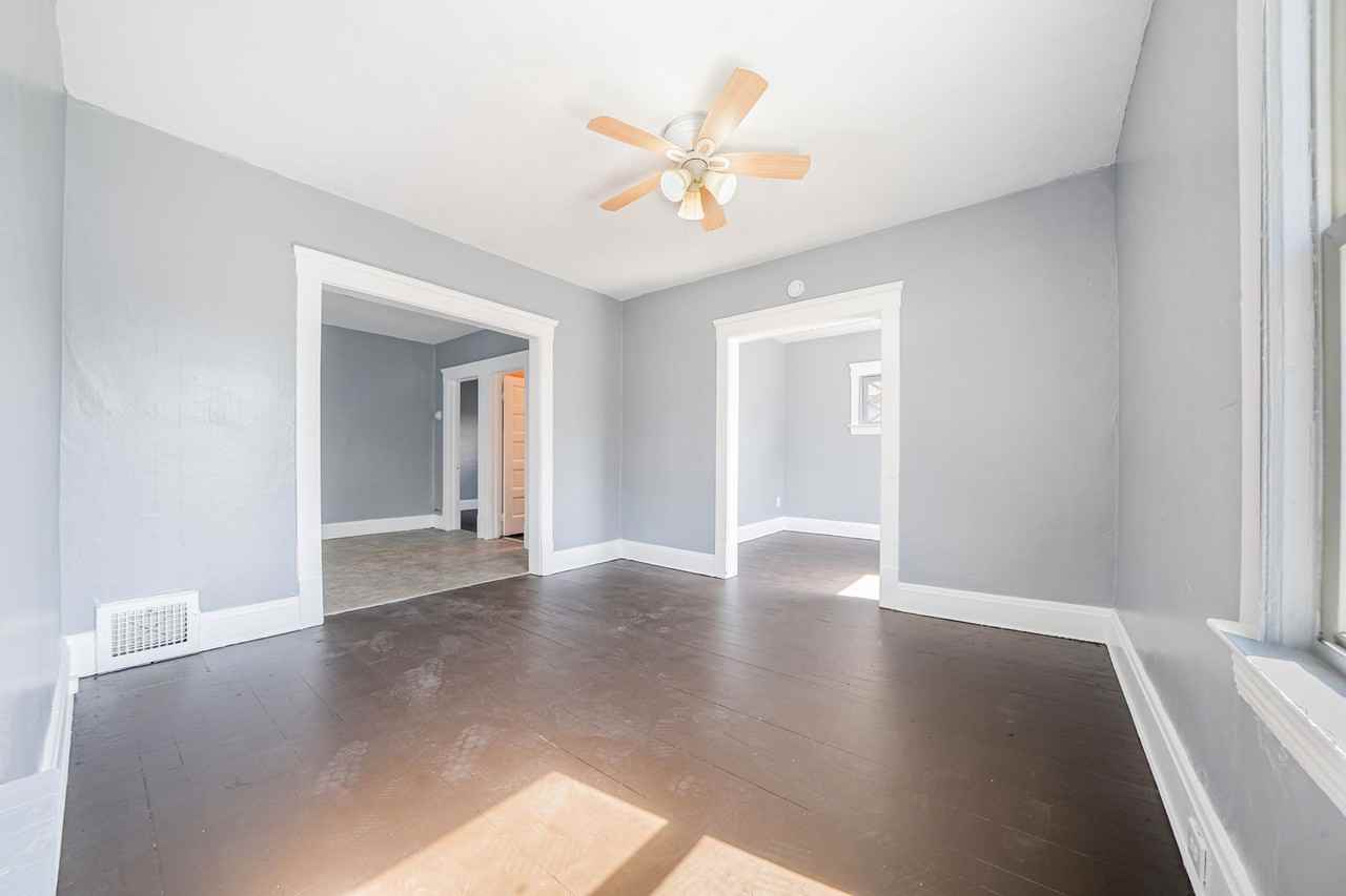 3456 W 65th St - Photo 5 of 50