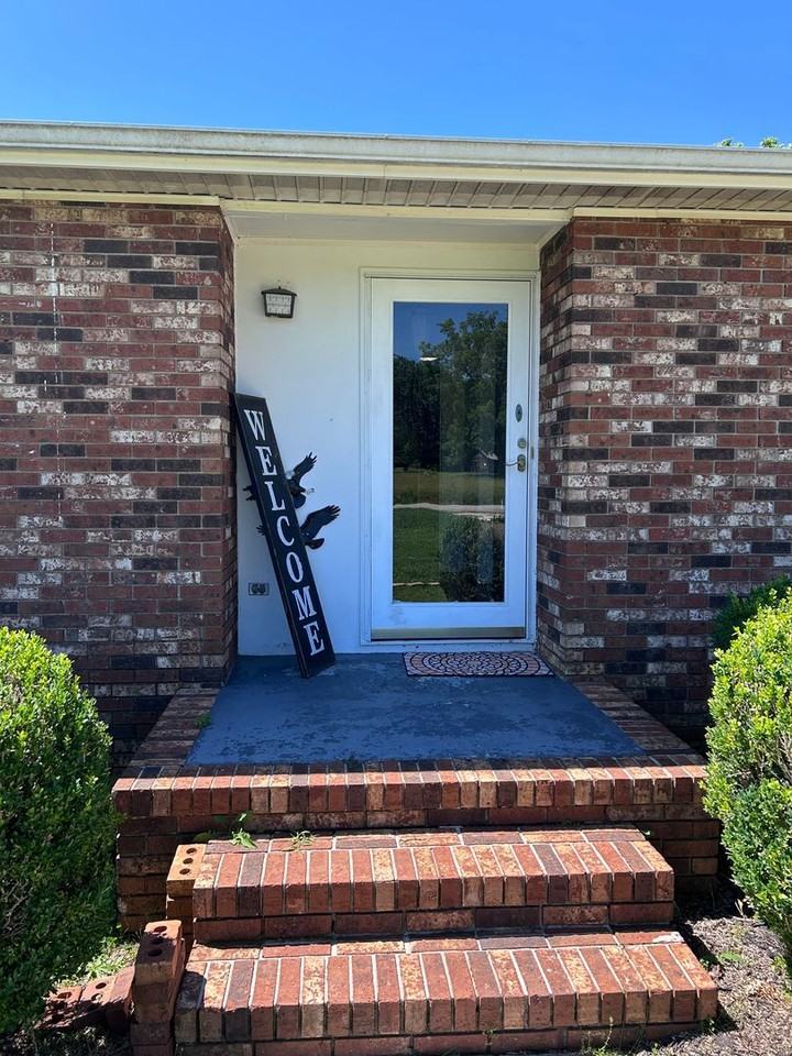 1706 Danenhower Rd - Photo 3 of 24