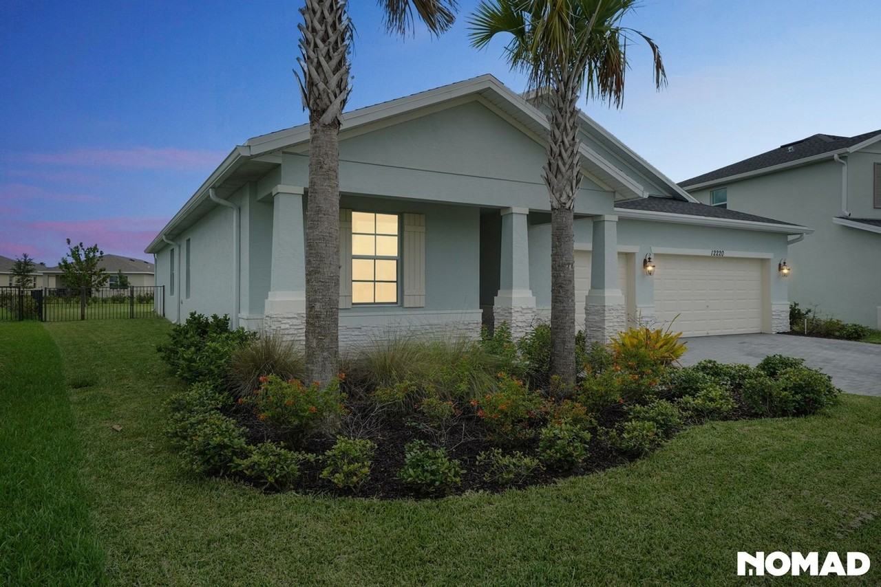 12220 Sw Roma Cir - Photo 2 of 44