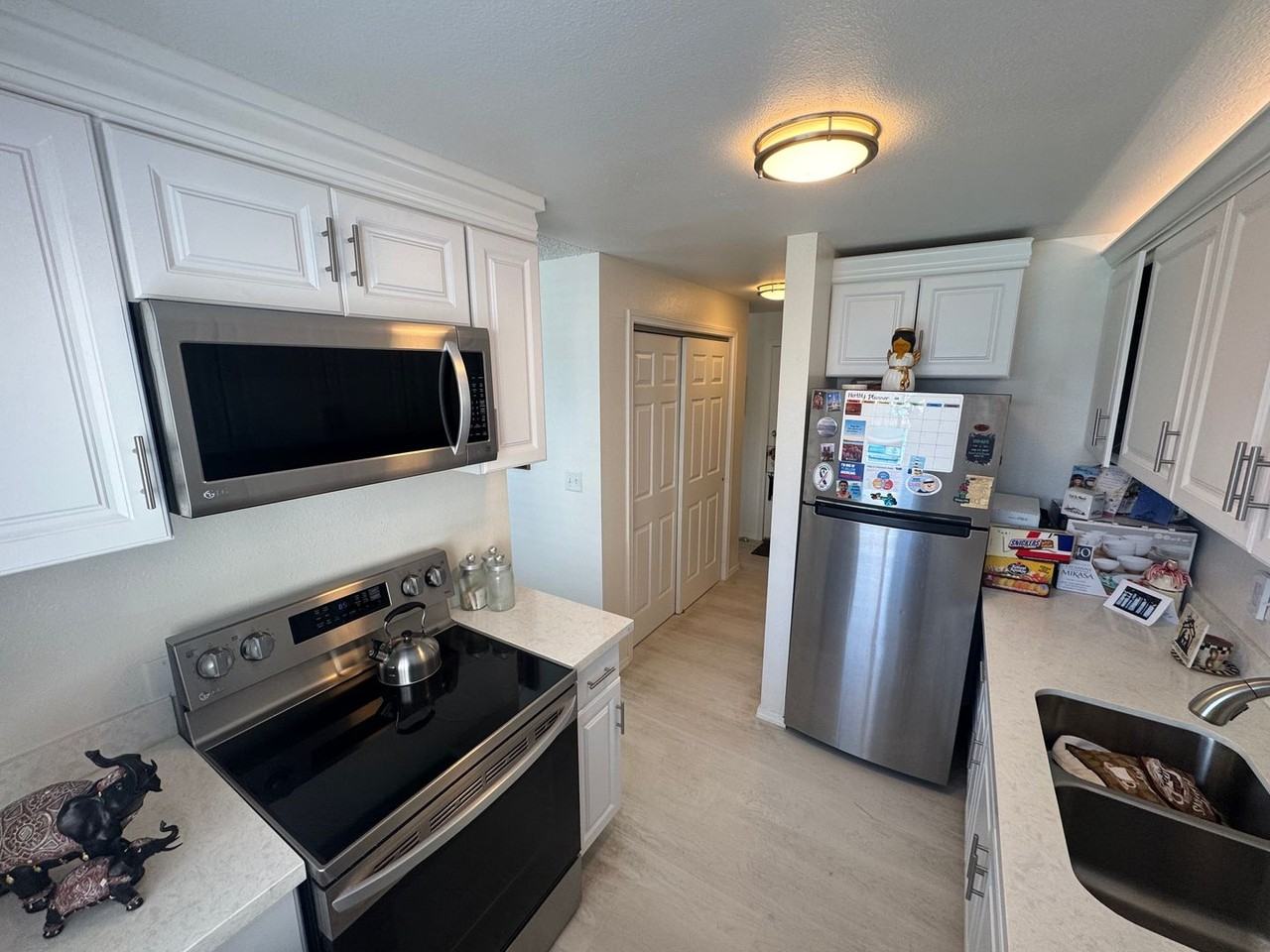 9030 Seward Park Ave S #203 - Photo 5 of 43