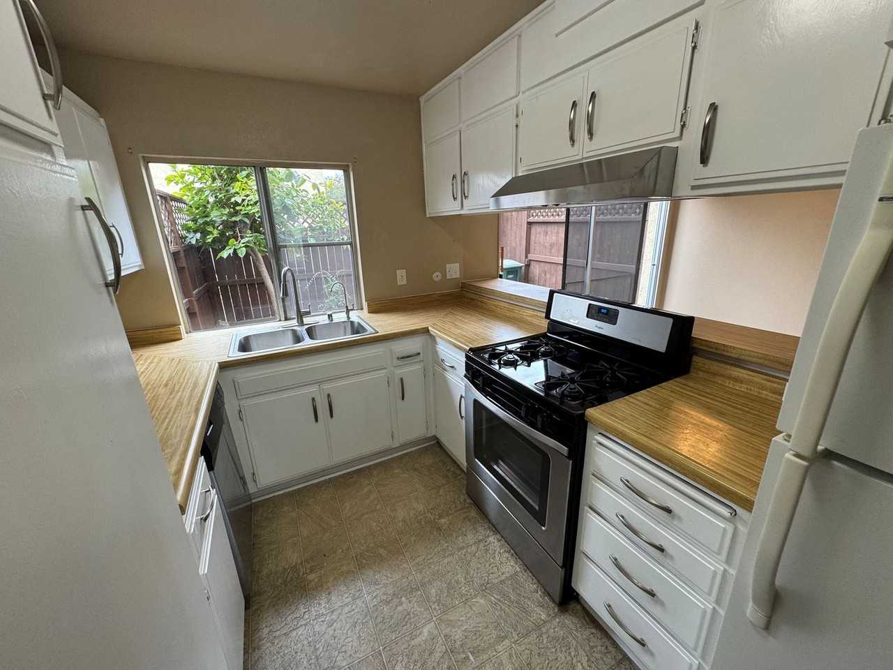 7313 Unicorn Cir - Photo 6 of 26