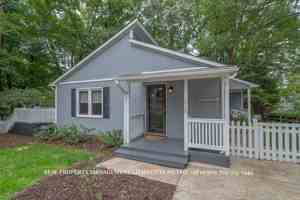 featured image of 1059 Woodlake Ln
