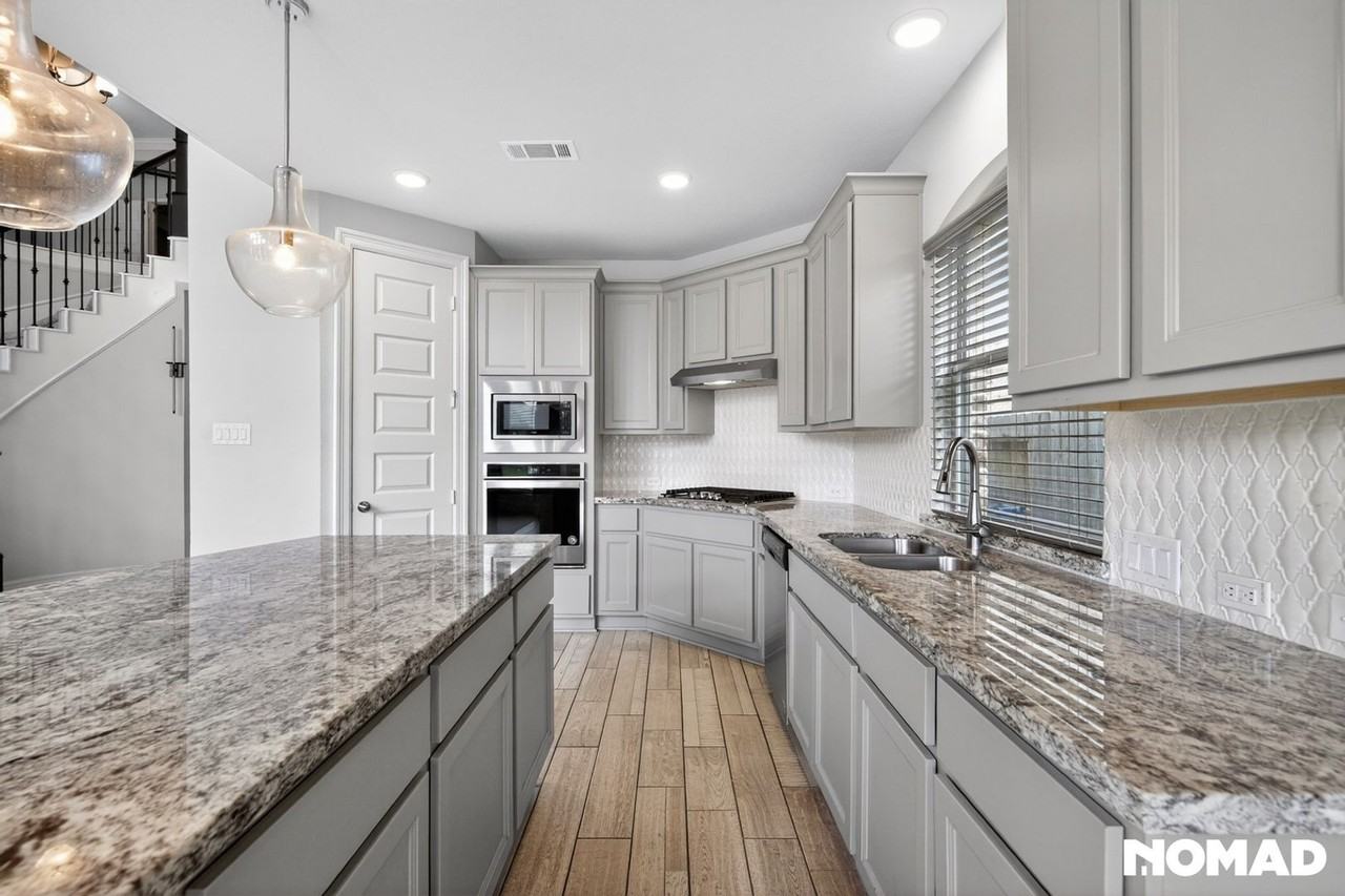 15646 Scolty Reach Ln - Photo 7 of 27