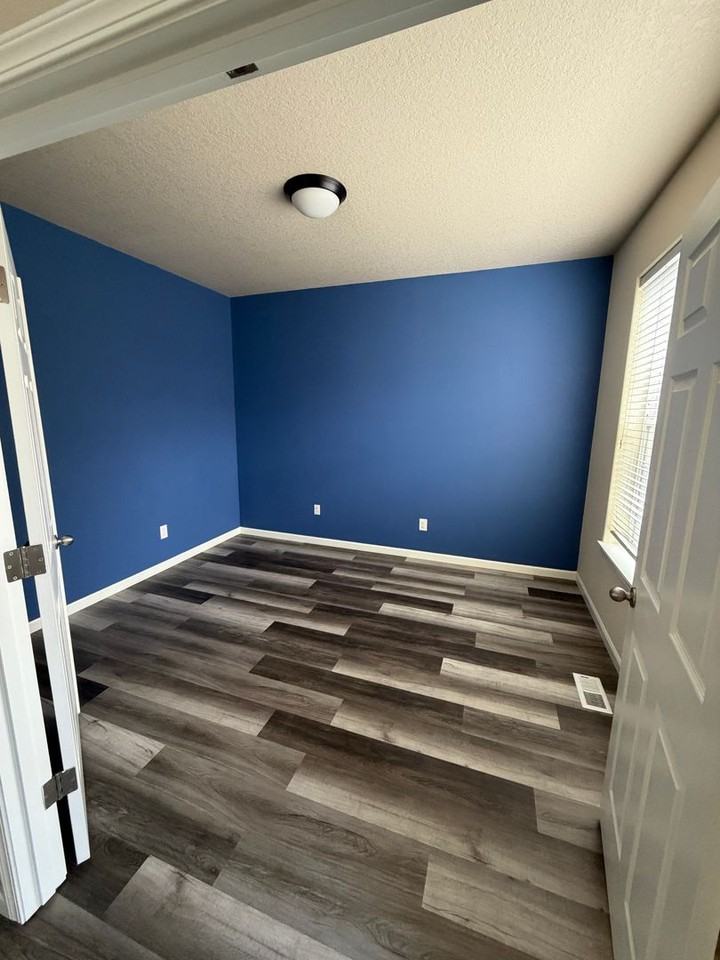 6108 Ne 84th Ave - Photo 2 of 33