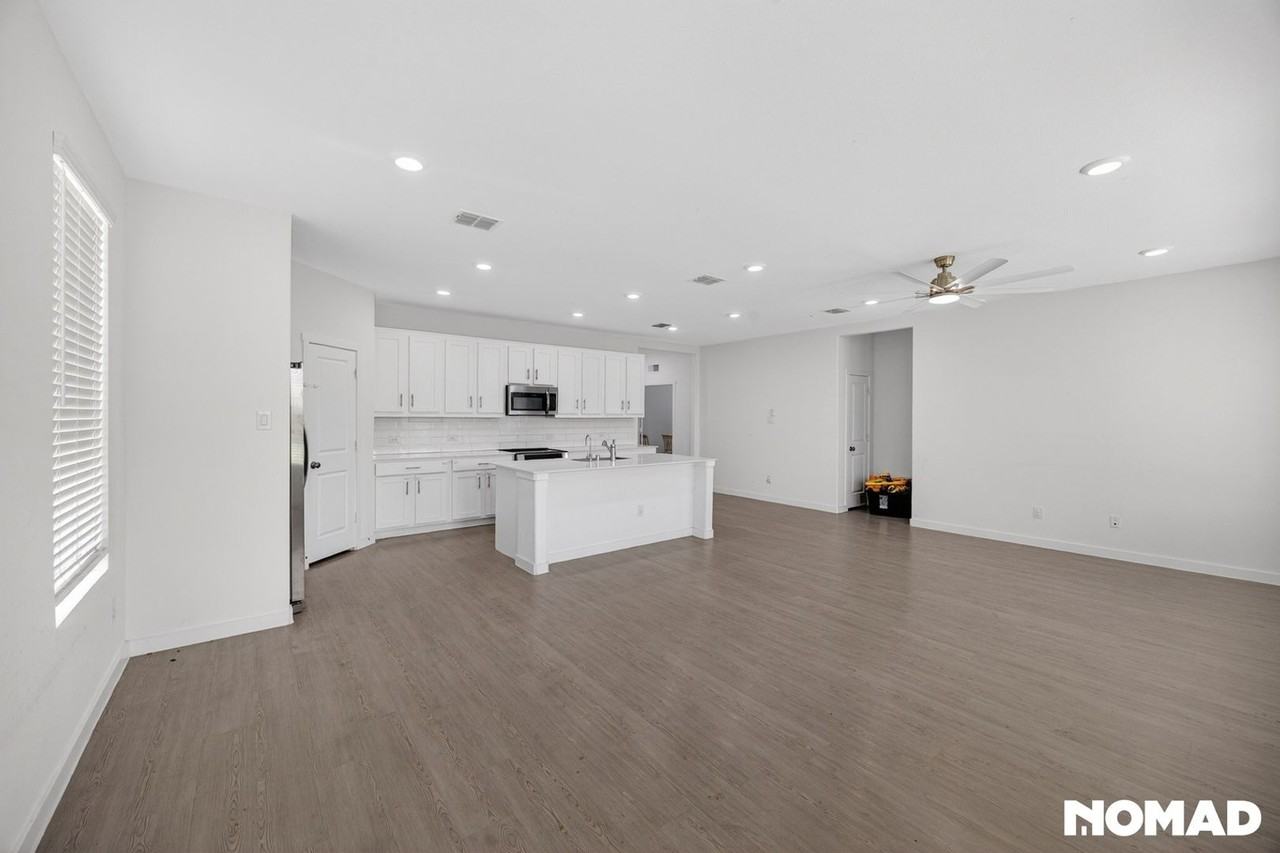 7005 Black Ash Ln - Photo 6 of 16