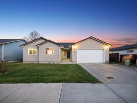 1705 E Glacier St - Photo 1 of 1