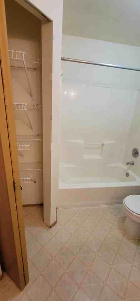 9504 Chapel Hill Rd - Photo 4 of 11