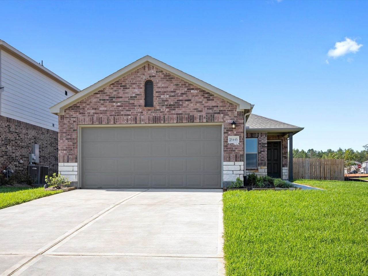 25445 Carnation Ct - Photo 4 of 12