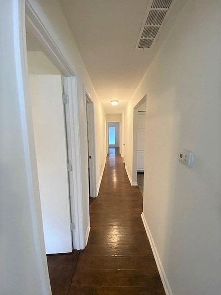 663 Shropshire Ave - Photo 3 of 14