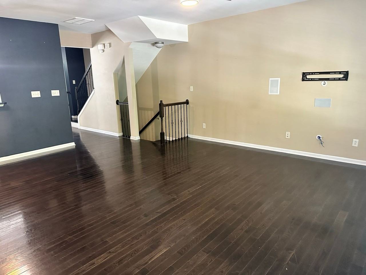234 W Bland St - Photo 5 of 18