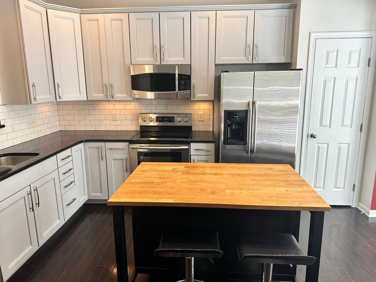 234 W Bland St - Photo 6 of 18