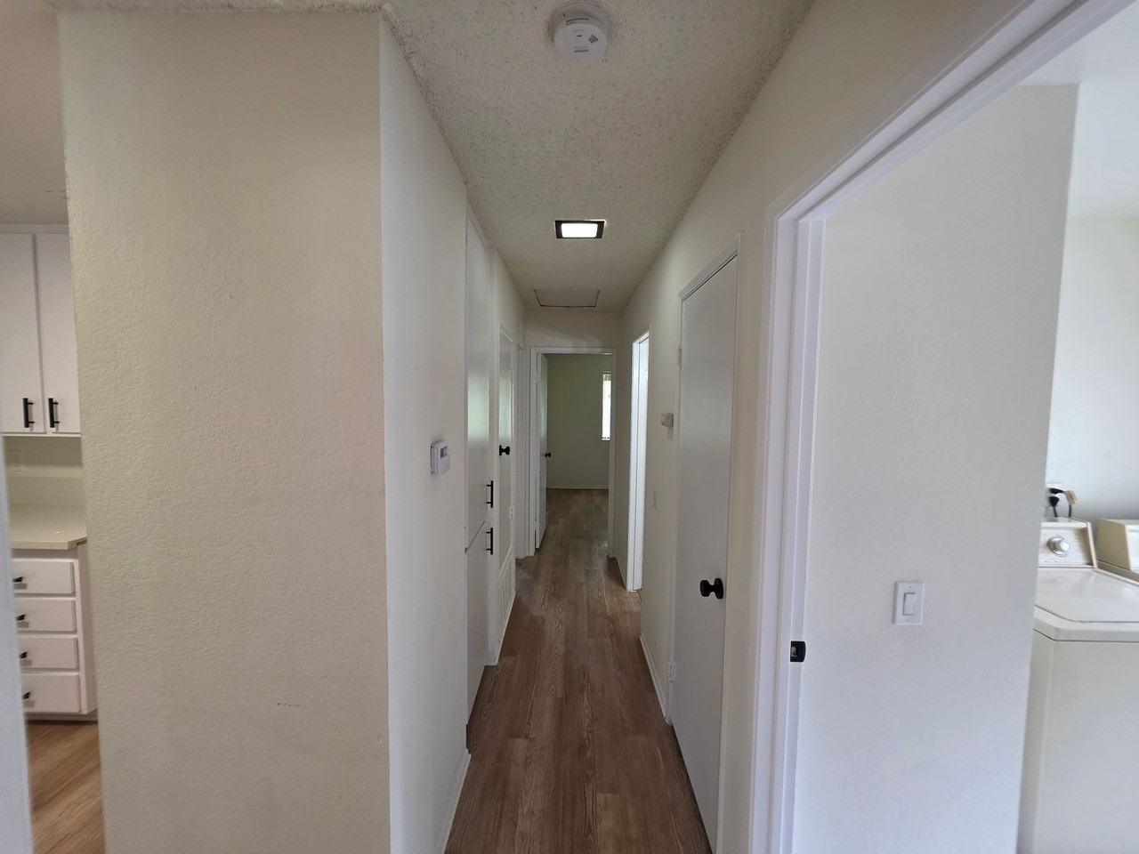 26257 Hillsford Pl - Photo 5 of 19