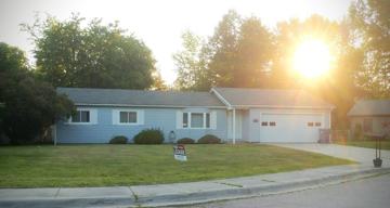 featured image of 10345 Lakewood Pl