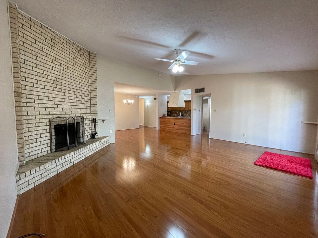 3832 Bridalwreath Dr - Photo 3 of 23