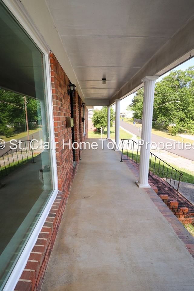 1917 2nd Ave N - Photo 3 of 28