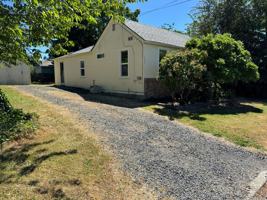 featured image of 740 W 23rd Ave