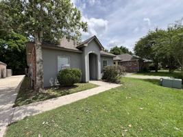 featured image of 5557 Arialo Dr