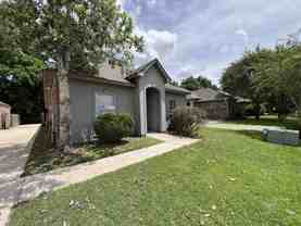 5557 Arialo Dr - Photo 1 of 1