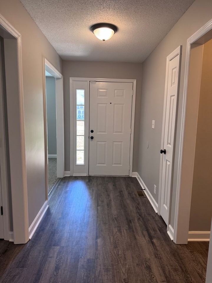 130 Shady Maple Dr - Photo 6 of 47