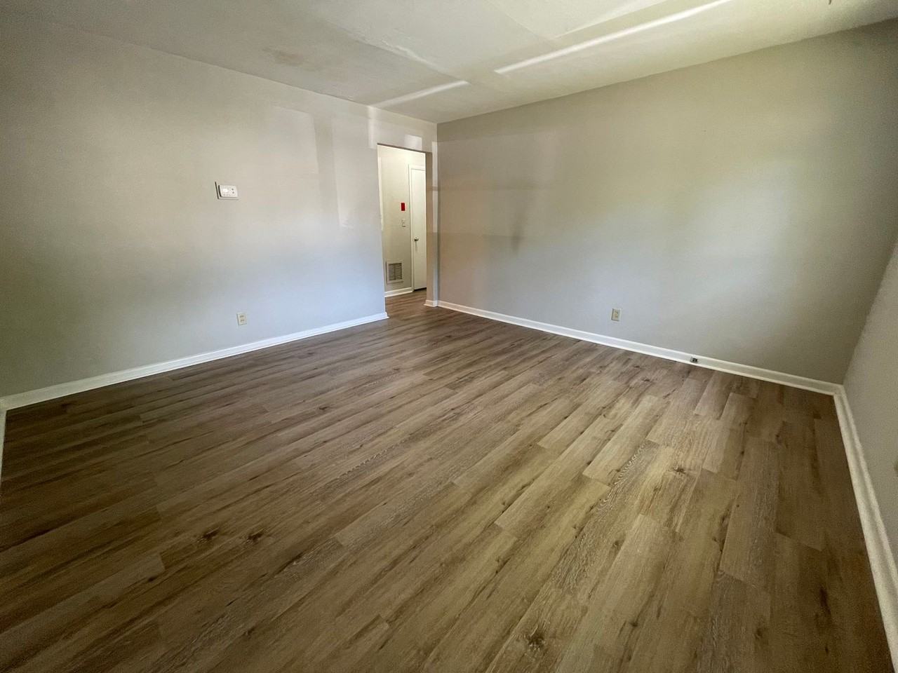 327 West Ln #B - Photo 3 of 14