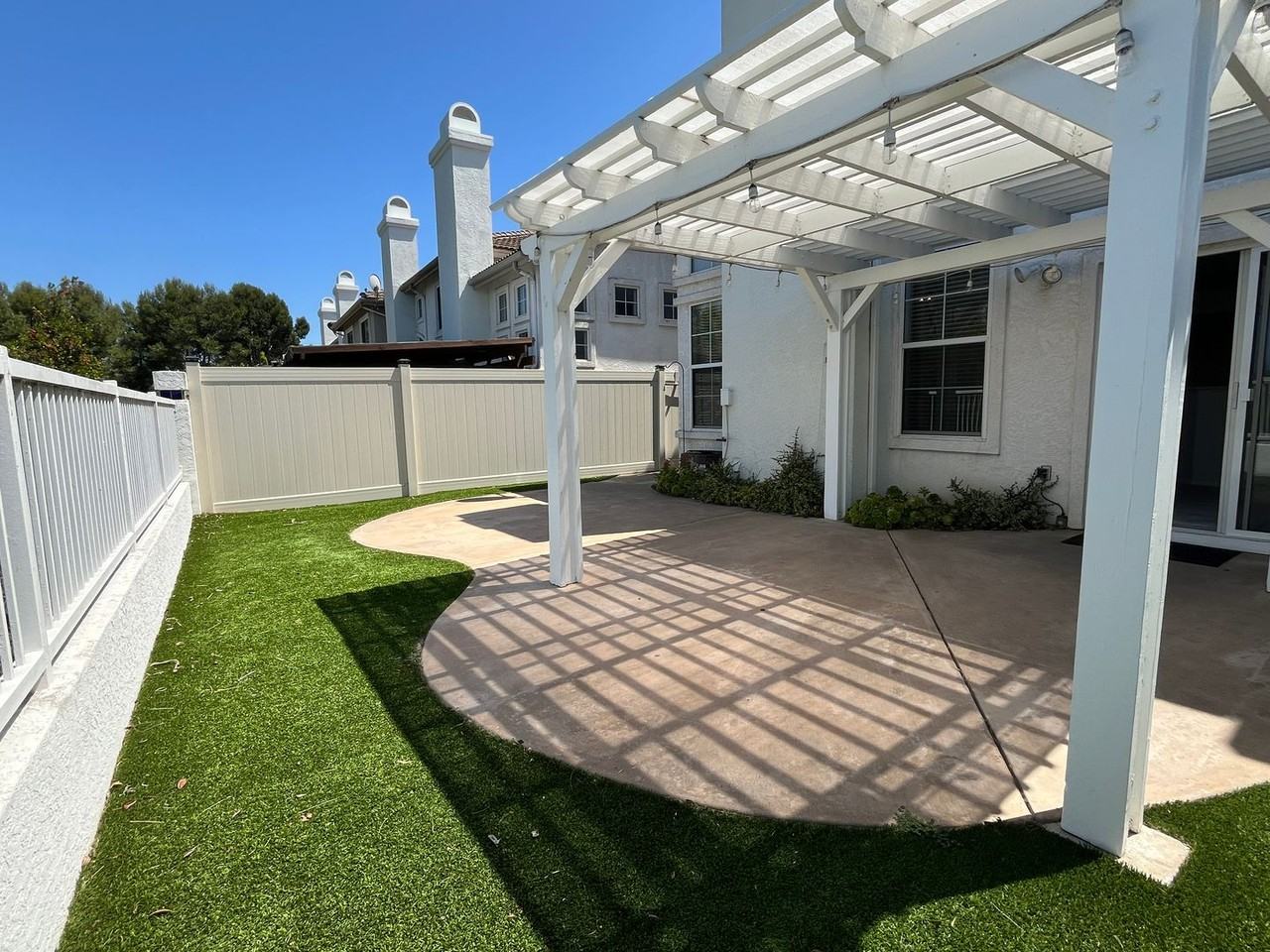 1215 Natoma Way #D - Photo 6 of 20