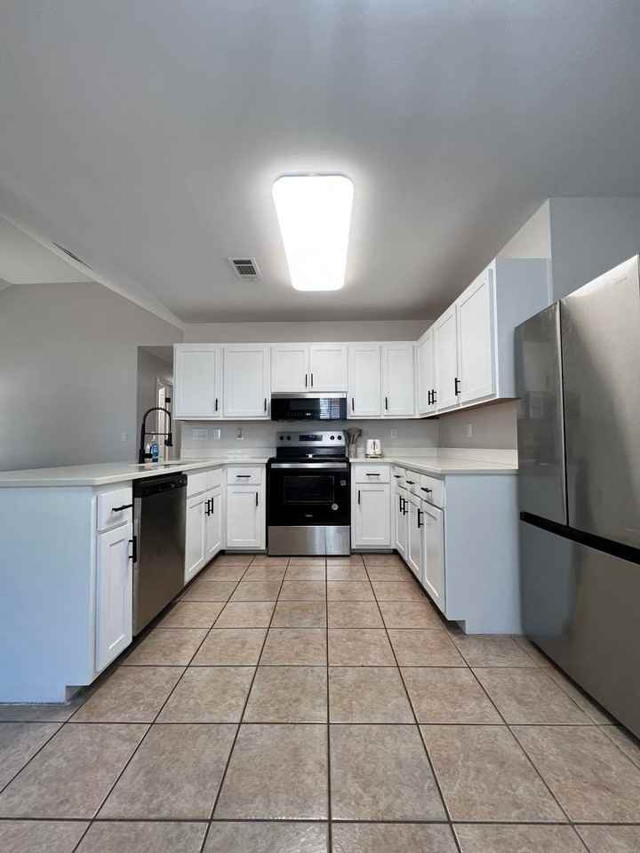 200 Leigh Loop - Photo 7 of 16