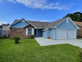 featured image of 875 Laurelwood Dr