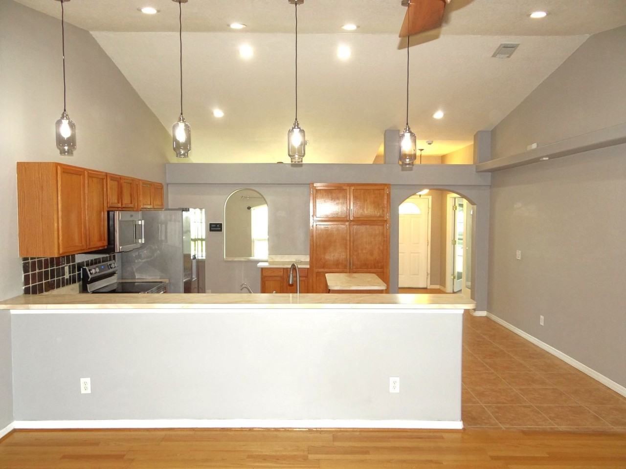 5422 Watson Rd - Photo 5 of 19