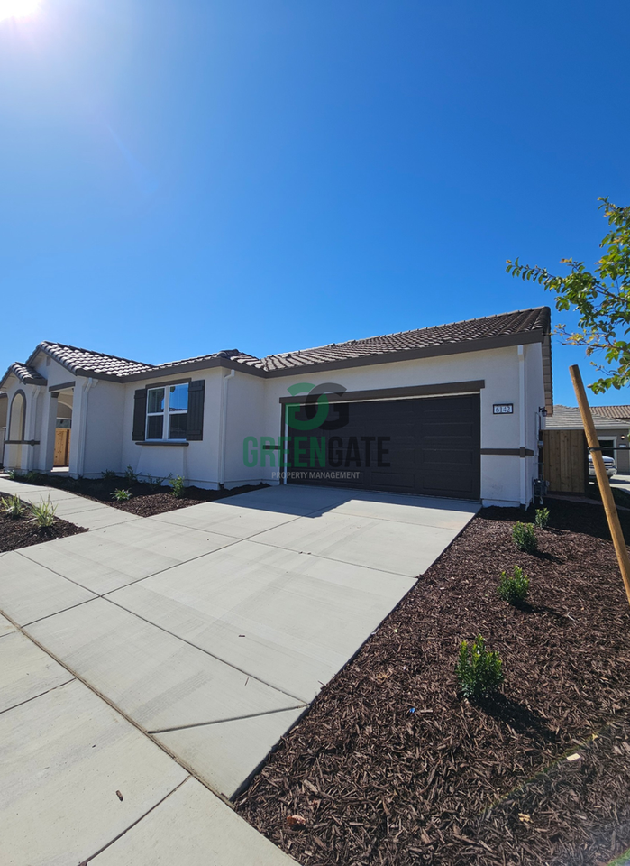 6142 Honey Haven Ln - Photo 4 of 50
