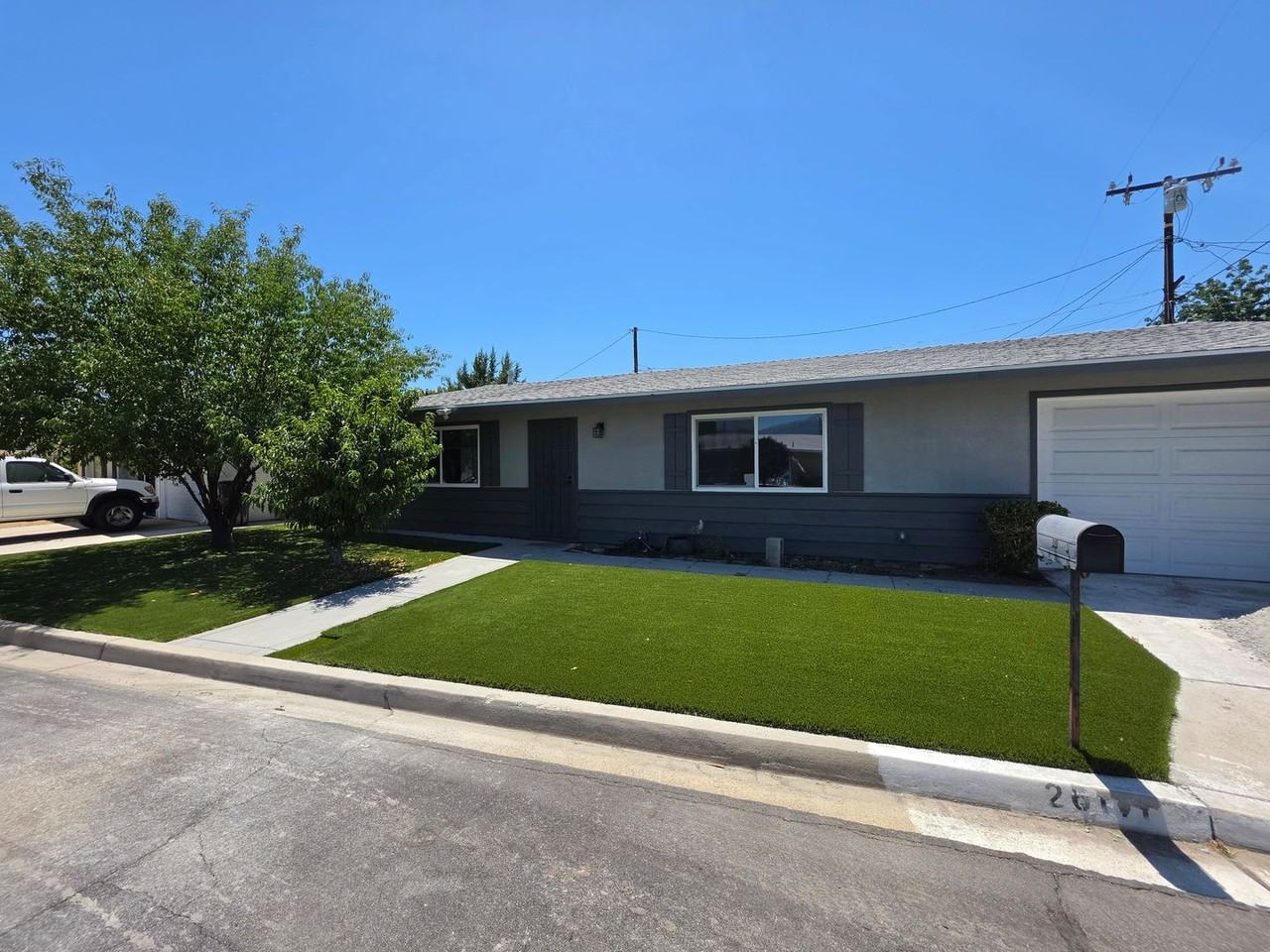 26111 Doverwood Pl - Photo 2 of 2