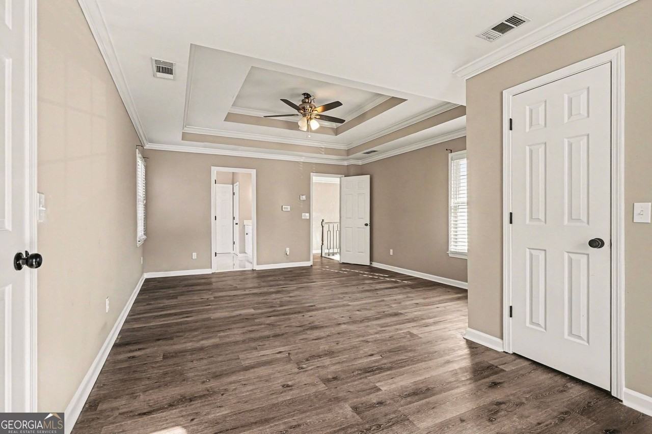 3170 Sherwood Oaks Ct - Photo 6 of 12