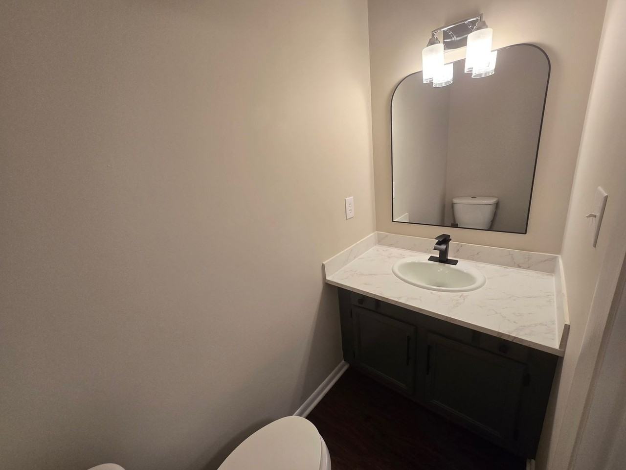 5837 Shady Grove Cir - Photo 4 of 14