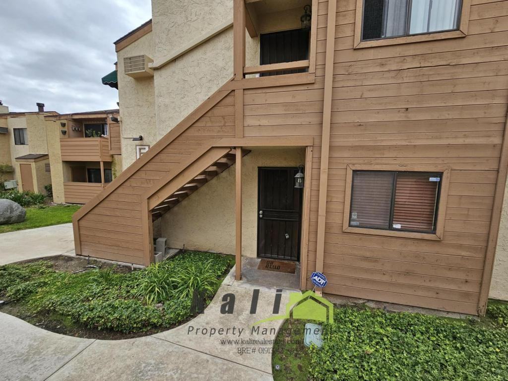 2920 Briarwood Rd ##F5 - Photo 2 of 17