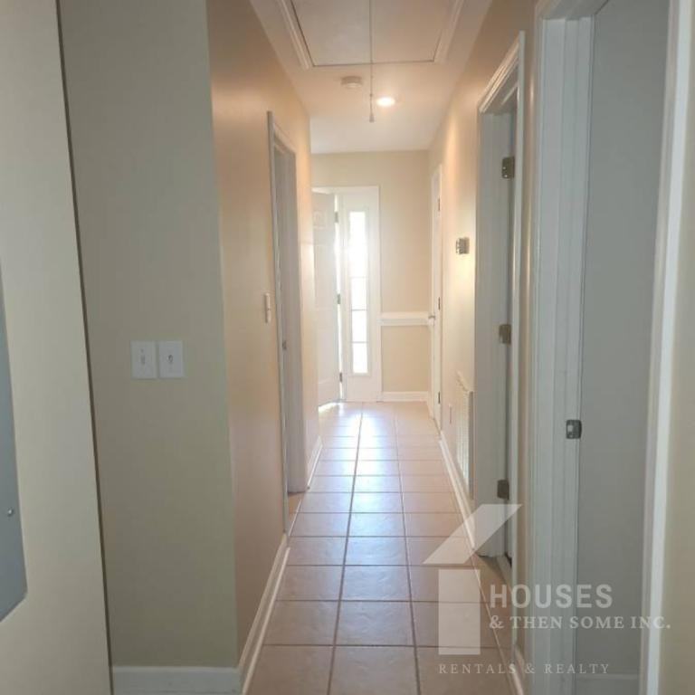 108 Forrest Dr - Photo 5 of 16