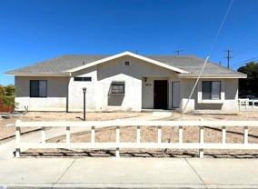 363 S Gilbert St - Photo 1 of 1