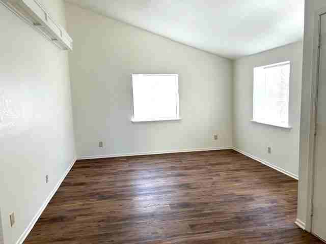 363 S Gilbert St - Photo 3 of 16