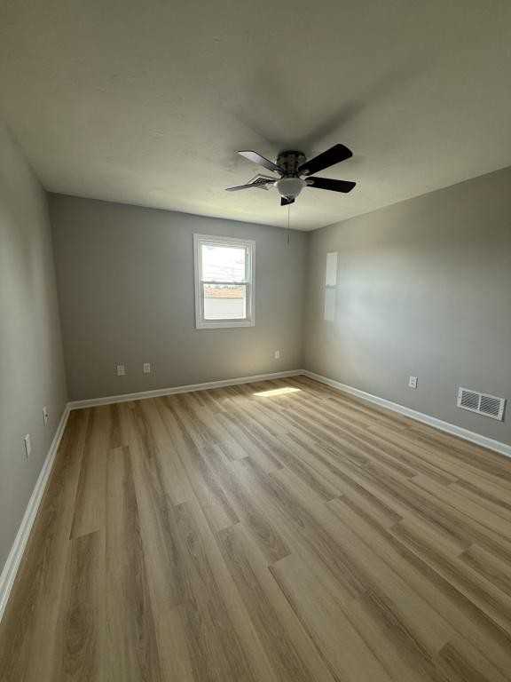 132 Vale St - Photo 7 of 9