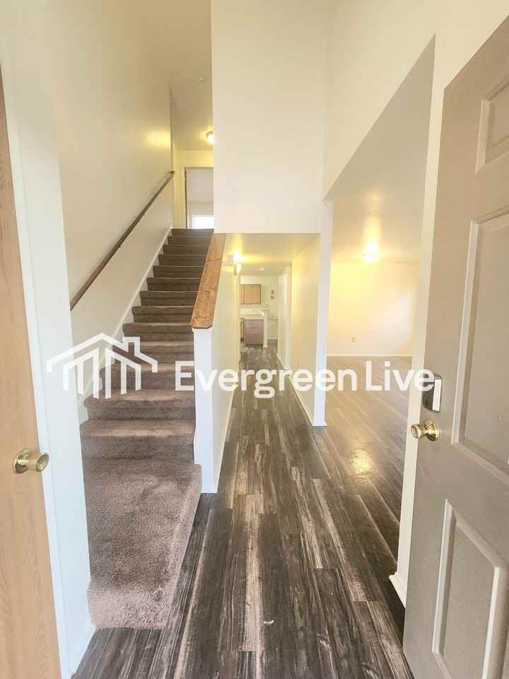 120 Raven Dr - Photo 2 of 23