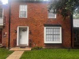 featured image of 5704 Count Ln
