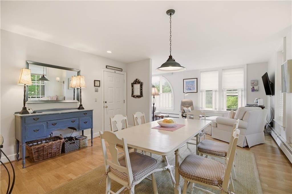 158 Narragansett Ave ##I - Photo 4 of 22
