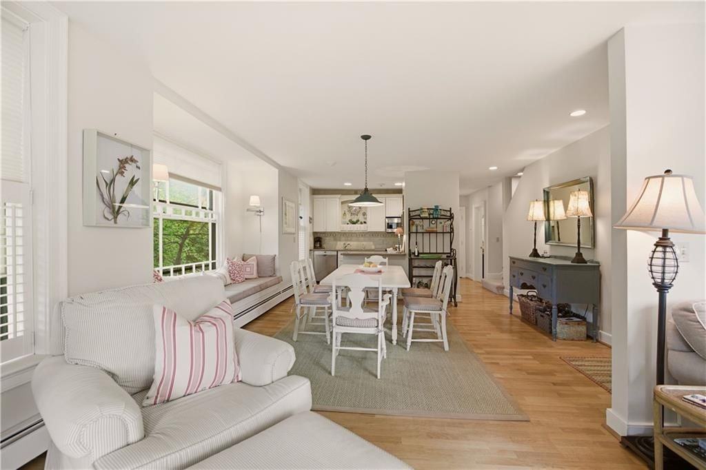 158 Narragansett Ave ##I - Photo 7 of 22