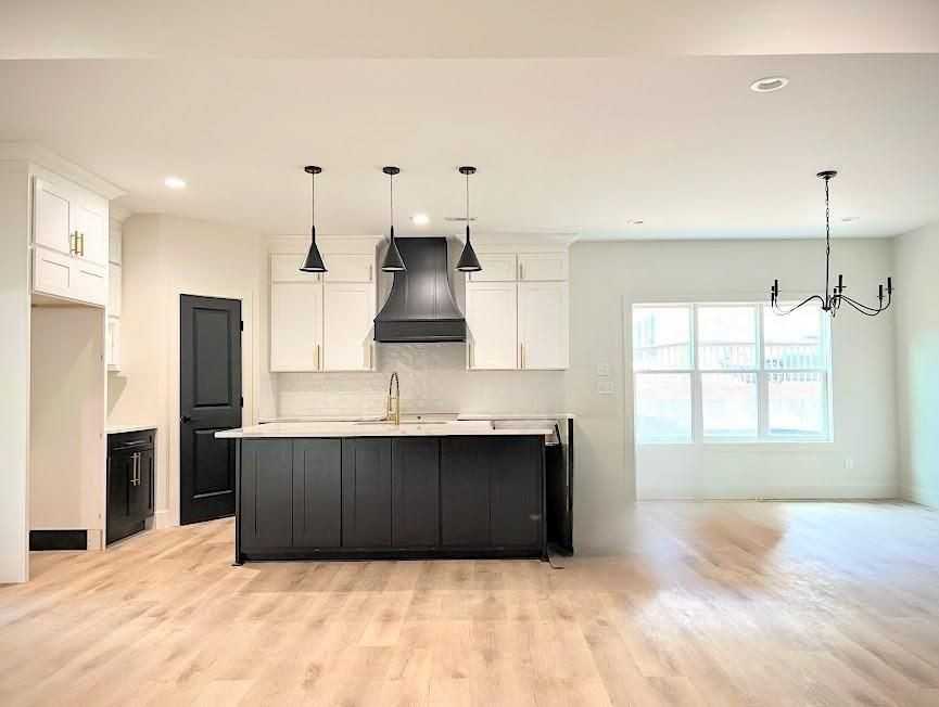163 Rias Way - Photo 4 of 20